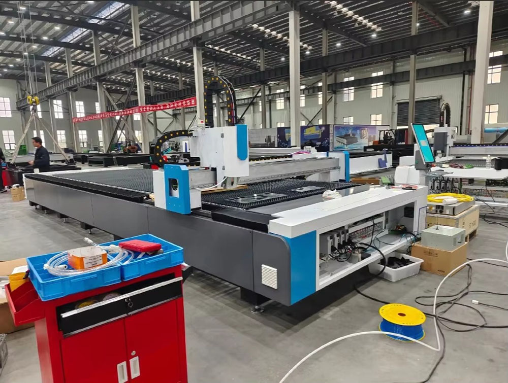 Industriële 3000W CNC Fiber La - Industrial Laser Cutters recensie en prijs